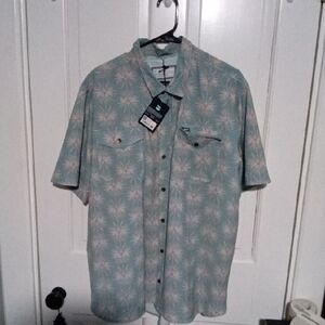 Quiksilver Men's Light Teal Short-Sleeve Button-Down Shirt with Cream Palm Print